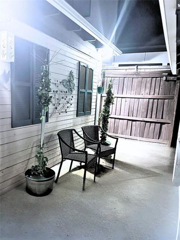 3715 LA JOYA Drive, Dallas, TX 75220