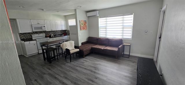 1130 NE 111th Street 1130, Miami, FL 33161