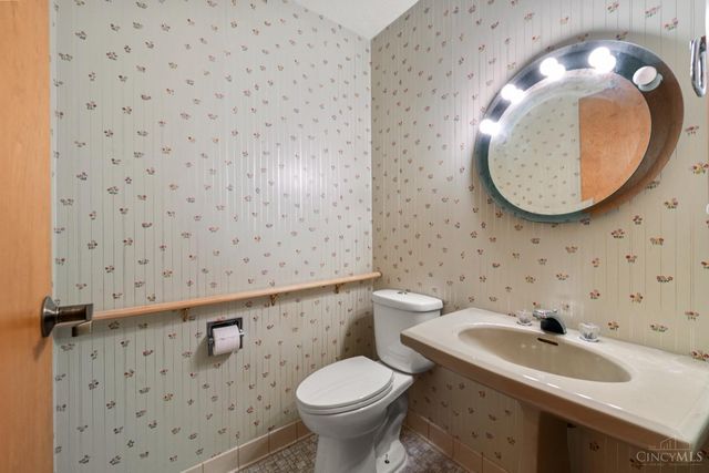 1749 Gloucester Drive, Fairfield, OH 45014