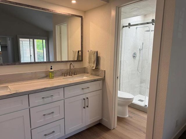 453 Village Square E, Palm Springs, CA 92262