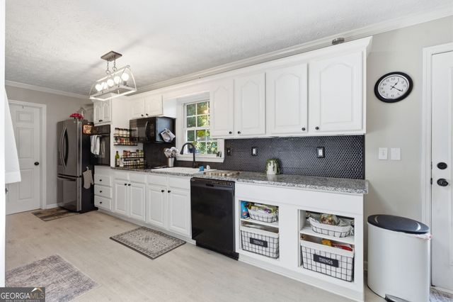 2335 Donnie Lee Drive, Gainesville, GA 30506