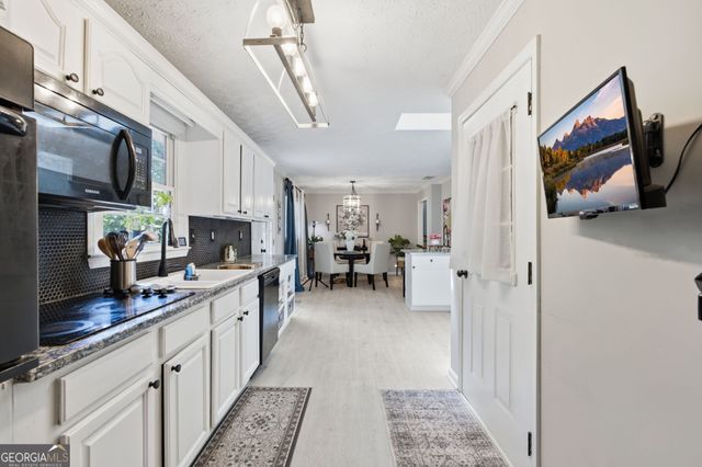 2335 Donnie Lee Drive, Gainesville, GA 30506