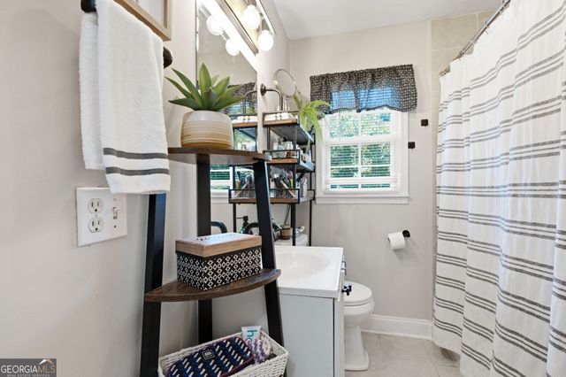 2335 Donnie Lee Drive, Gainesville, GA 30506