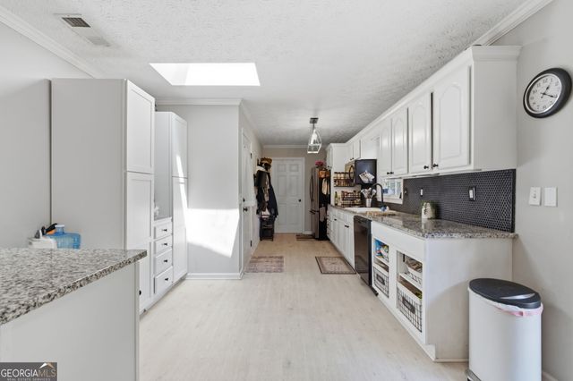 2335 Donnie Lee Drive, Gainesville, GA 30506