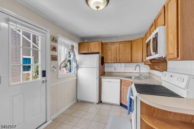 34 Baldwin Ave, South Bound Brook Boro, NJ 08880