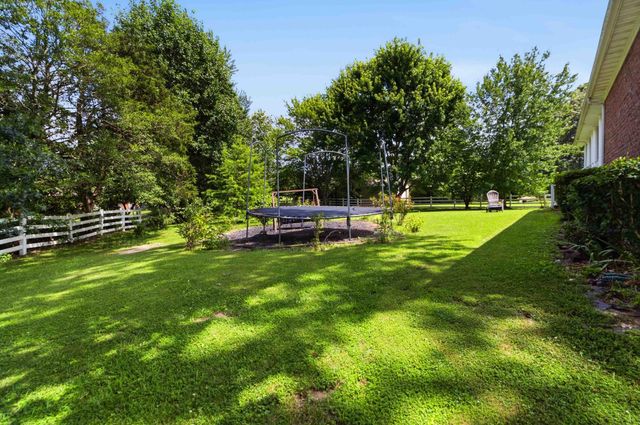 1043 Burnell Drive, Berea, KY 40403