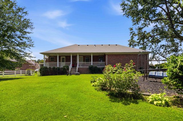 1043 Burnell Drive, Berea, KY 40403