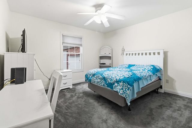1043 Burnell Drive, Berea, KY 40403