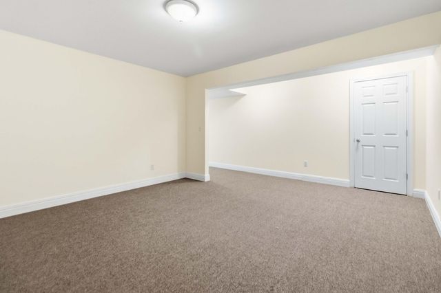1043 Burnell Drive, Berea, KY 40403