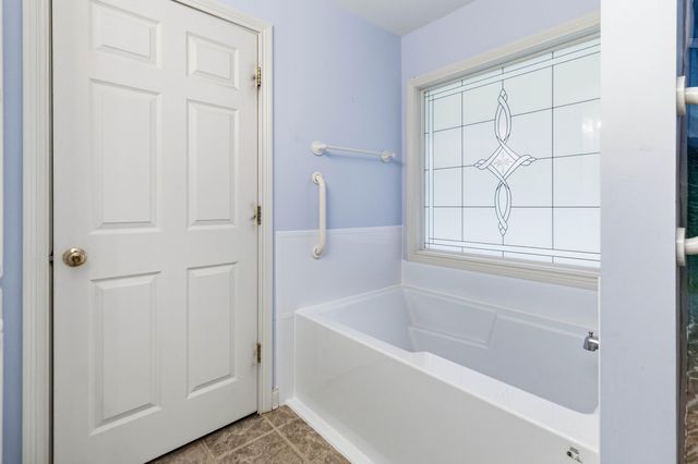 1043 Burnell Drive, Berea, KY 40403