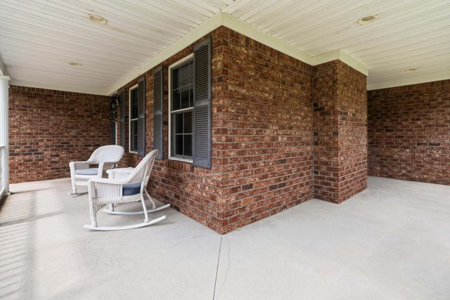 1043 Burnell Drive, Berea, KY 40403