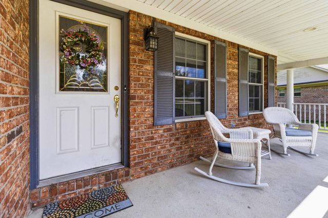 1043 Burnell Drive, Berea, KY 40403