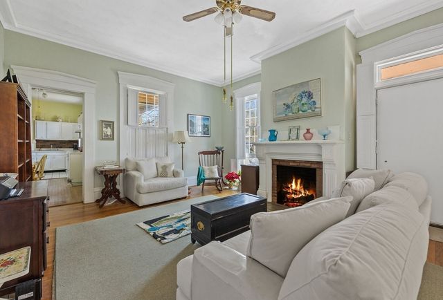 76 Cottage, New Bedford, MA 02740