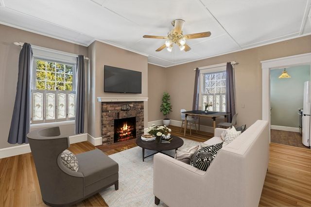 76 Cottage, New Bedford, MA 02740