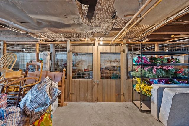 76 Cottage, New Bedford, MA 02740