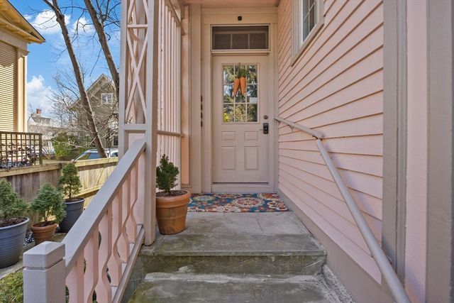 76 Cottage, New Bedford, MA 02740