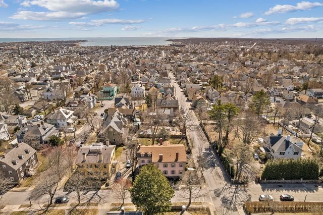 76 Cottage, New Bedford, MA 02740