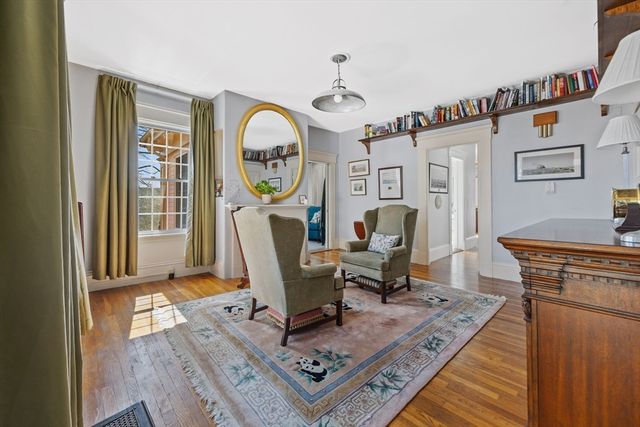 76 Cottage, New Bedford, MA 02740