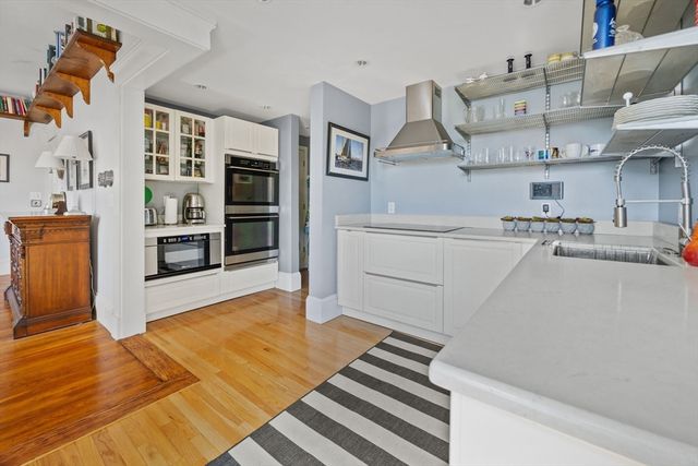 76 Cottage, New Bedford, MA 02740