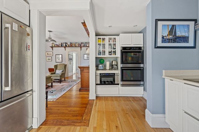 76 Cottage, New Bedford, MA 02740