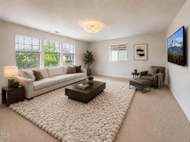 21163 Clairaway Avenue, Bend, OR 97702