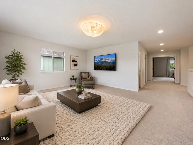 21163 Clairaway Avenue, Bend, OR 97702