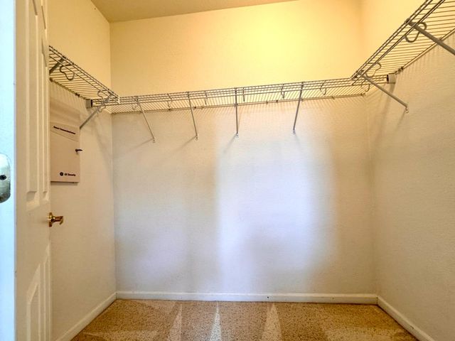 2473 Huckleberry Cir, West Sacramento, CA 95691