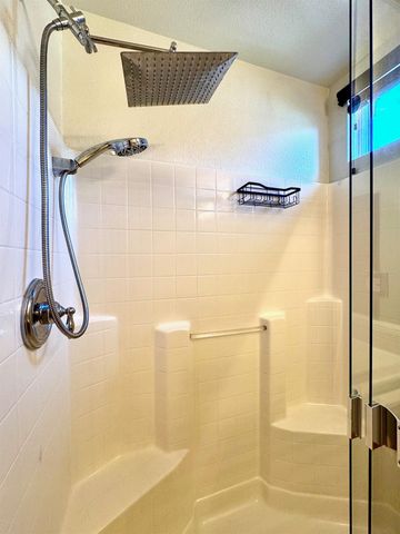 2473 Huckleberry Cir, West Sacramento, CA 95691