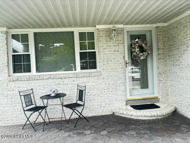 6 Kresson Court, Toms River, NJ 08757