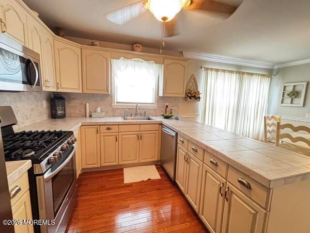 6 Kresson Court, Toms River, NJ 08757