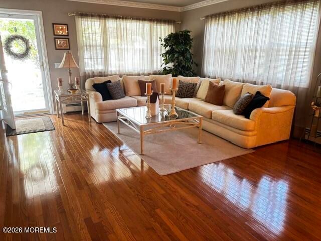 6 Kresson Court, Toms River, NJ 08757