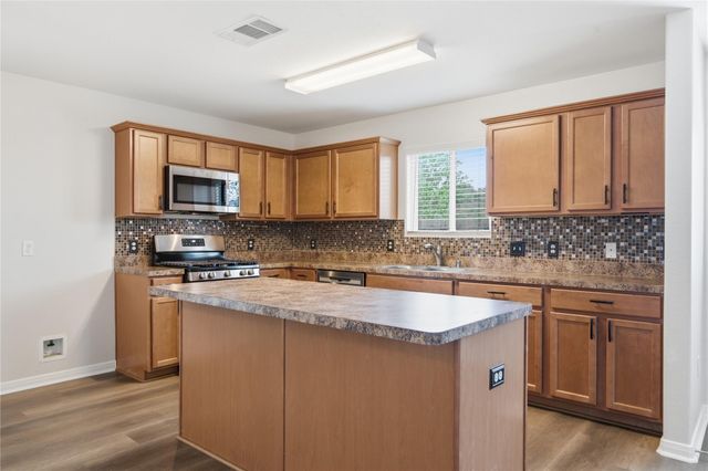 10223 Dawson Hill Lane, Houston, TX 77044