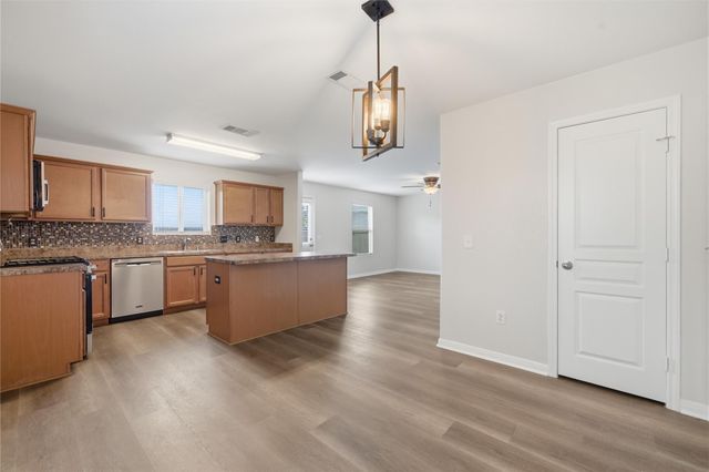 10223 Dawson Hill Lane, Houston, TX 77044