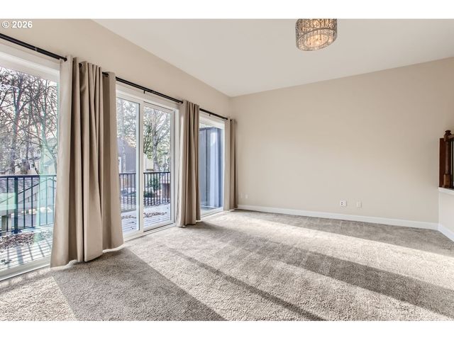 4 TOUCHSTONE 143, Lake Oswego, OR 97035