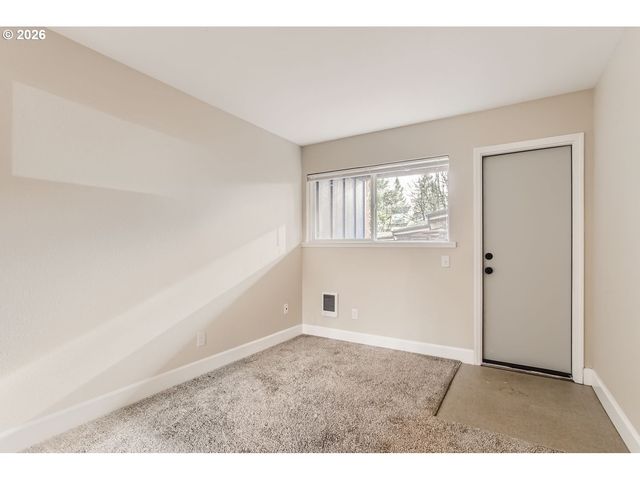 4 TOUCHSTONE 143, Lake Oswego, OR 97035