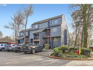 4 TOUCHSTONE 143, Lake Oswego, OR 97035