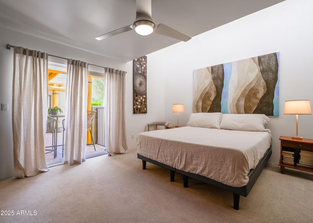 2014 SMOKETREE Drive, Carefree, AZ 85377