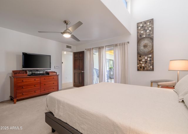 2014 SMOKETREE Drive, Carefree, AZ 85377