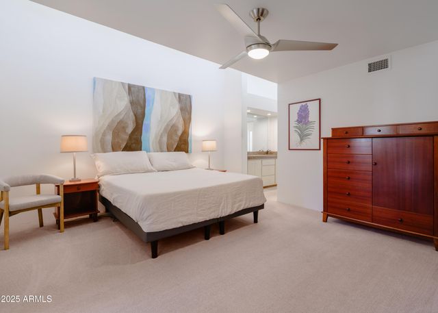 2014 SMOKETREE Drive, Carefree, AZ 85377