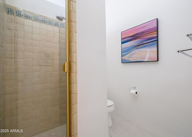 2014 SMOKETREE Drive, Carefree, AZ 85377