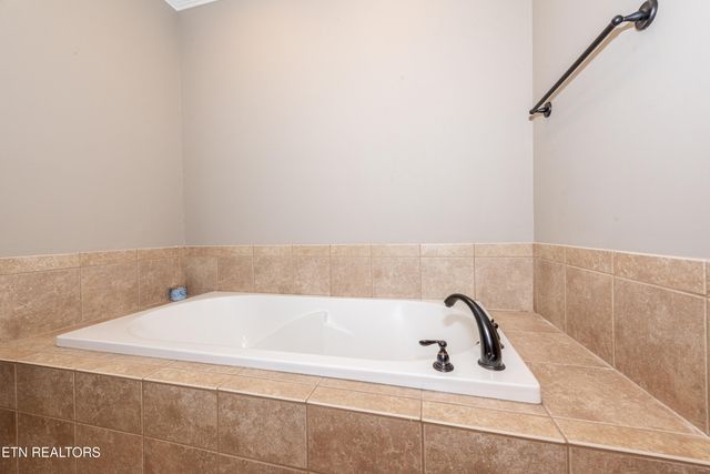 1331 Tyler Crossing Way, Maryville, TN 37801