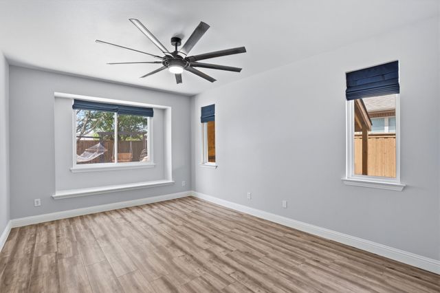1433 Mesa Crest Drive, Fort Worth, TX 76052