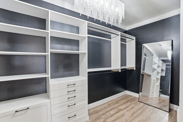 1433 Mesa Crest Drive, Fort Worth, TX 76052