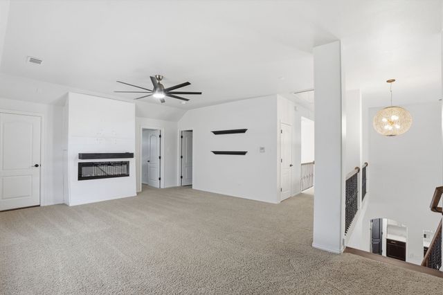 1433 Mesa Crest Drive, Fort Worth, TX 76052