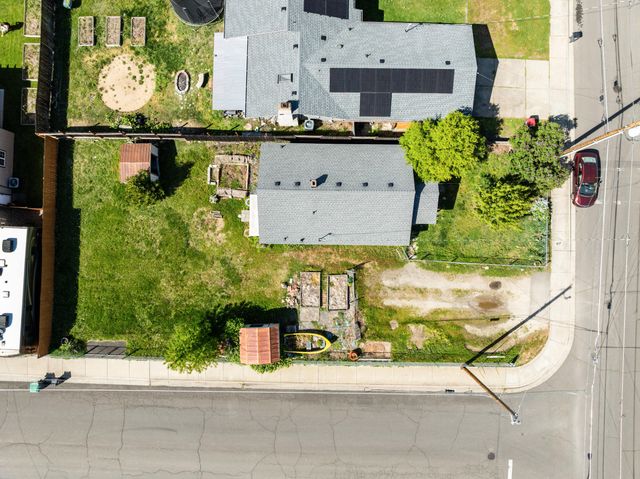 2651 Howard Avenue, Medford, OR 97501