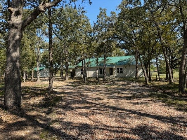 2974 County Road 3311, Greenville, TX 75402