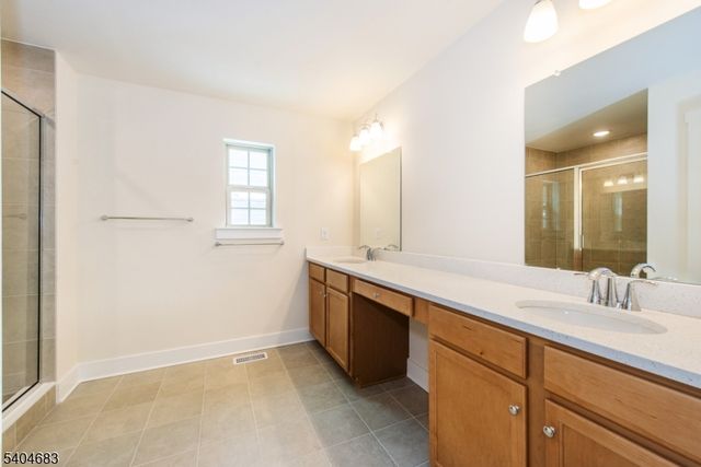 5 General Winds Way 3, Denville Twp., NJ 07834