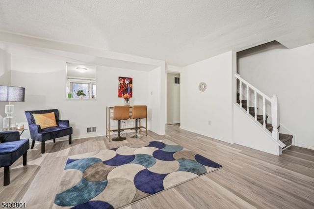 63 Liberty Ln, Franklin Boro, NJ 07416