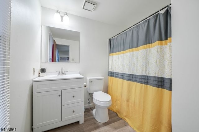 63 Liberty Ln, Franklin Boro, NJ 07416