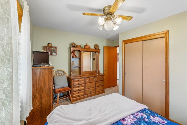 808 E Detroit Avenue, Indianola, IA 50125